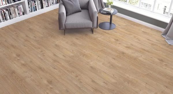 Laminate flooring Ural has a single-strip design, which is perfect for rooms with a total area of ​​more than 12 sq. M. At the same time, the 32nd class of wear resistance makes it possible to use this laminate in various premises - residential and commercial.